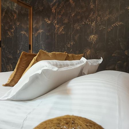 Logis Hotel La Breche - Restaurant Berthelot Amboise Eksteriør bilde