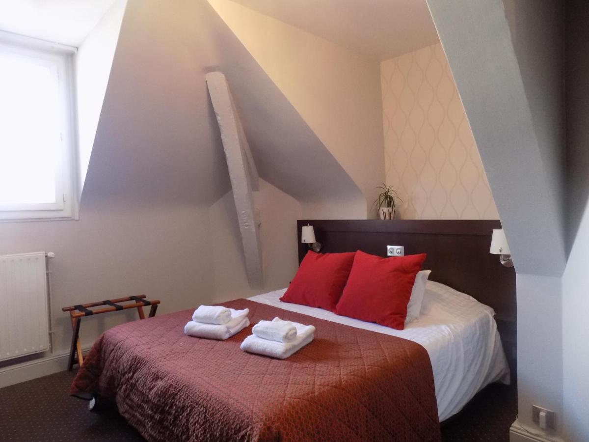 Logis Hotel La Breche - Restaurant Berthelot Amboise Eksteriør bilde