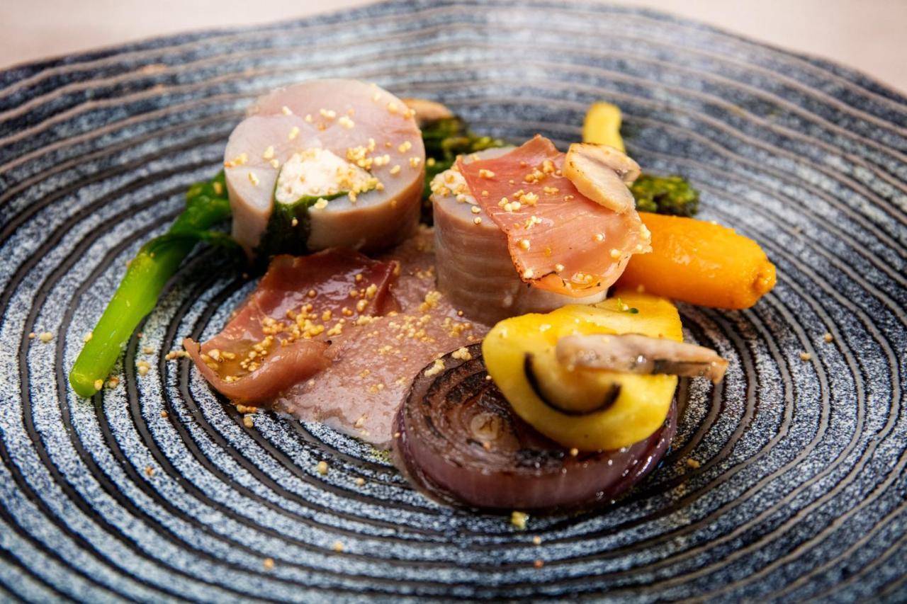 Logis Hotel La Breche - Restaurant Berthelot Amboise Eksteriør bilde