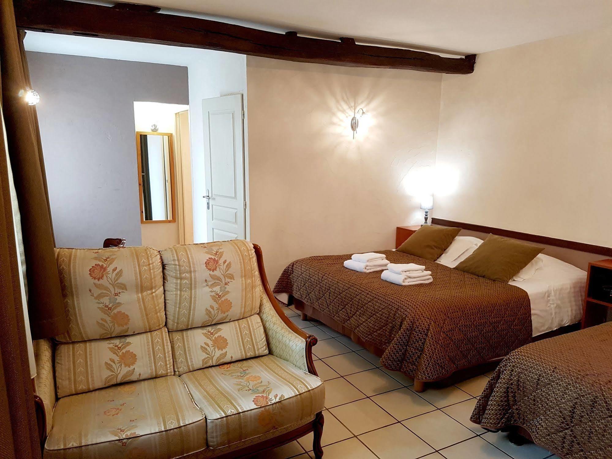 Logis Hotel La Breche - Restaurant Berthelot Amboise Eksteriør bilde
